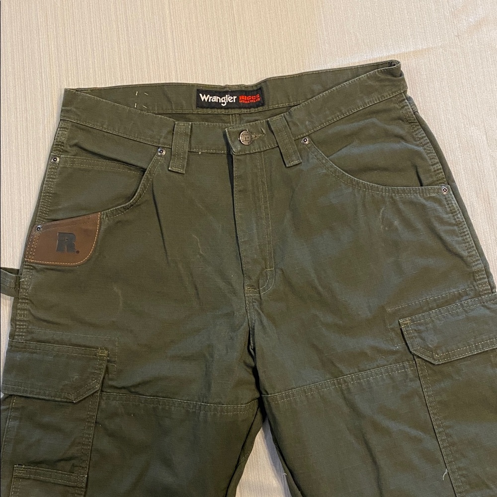 Wrangler Riggs Workwear Men's Olive Green Cargo Jeans
